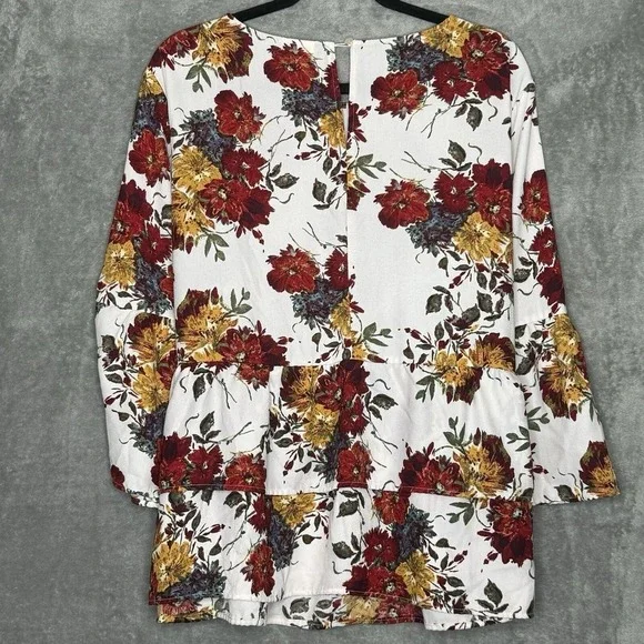 Time and Tru XXL 2X Shirt Top White Floral Flower Bell 3/4 Sleeve Round Neck - Picture 4 of 9